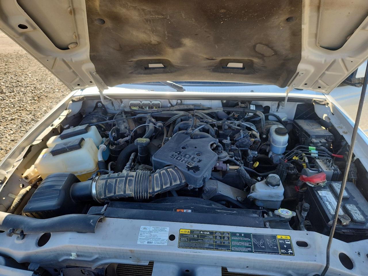 2010 Ford Ranger Super Cab Silver vin: 1FTLR4FE4APA04865