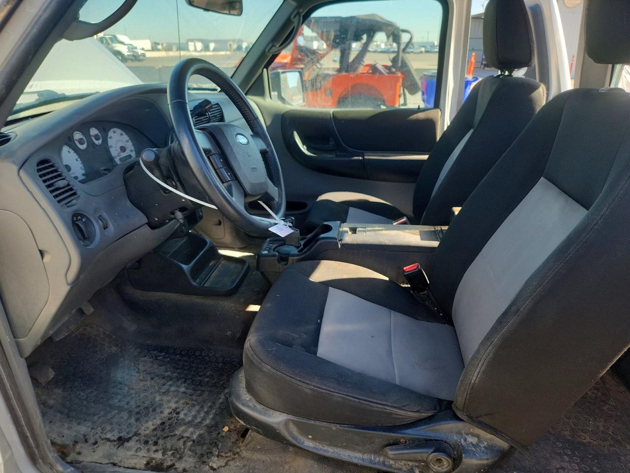 2010 Ford Ranger Super Cab Silver vin: 1FTLR4FE4APA04865