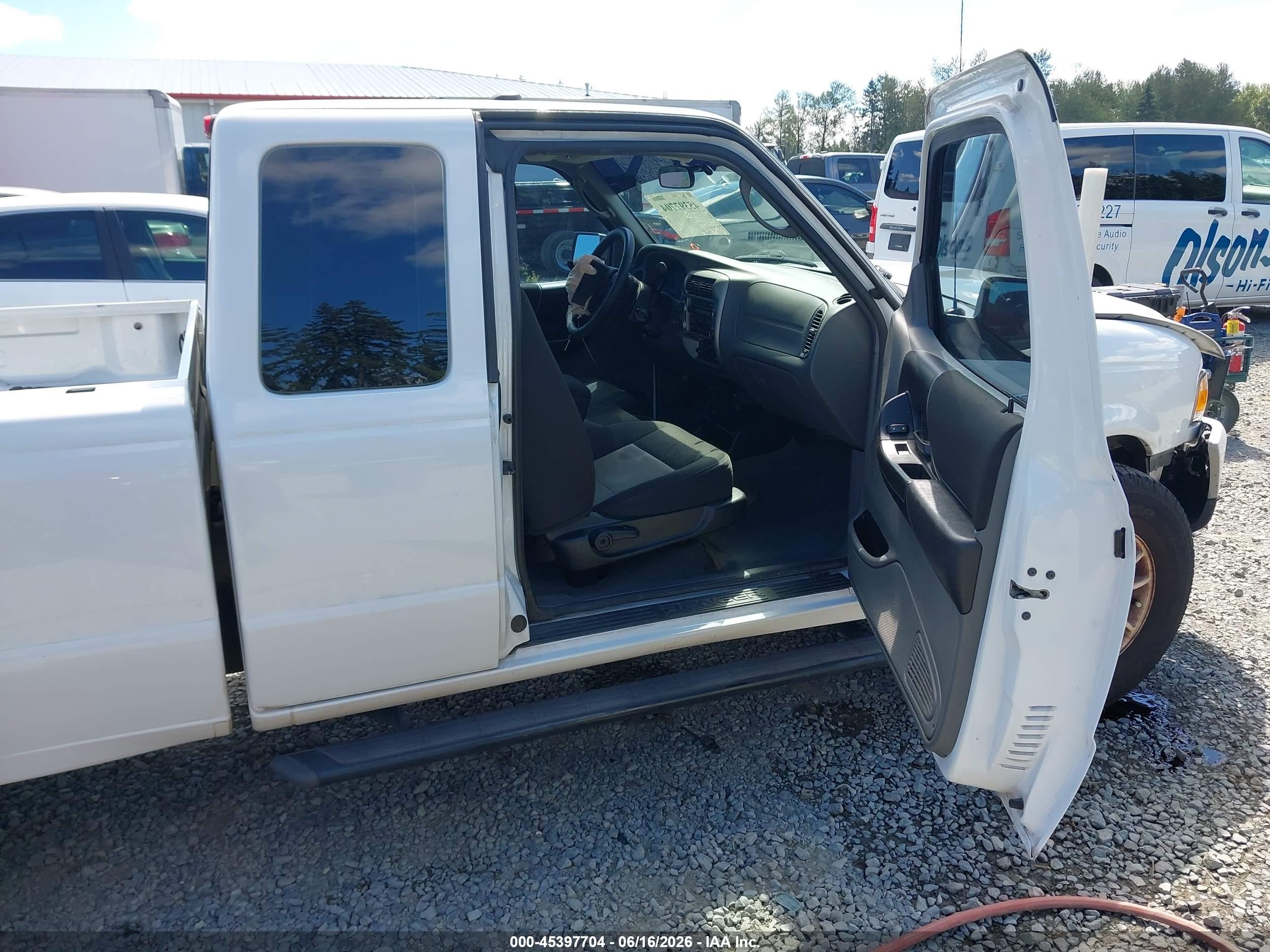 2011 Ford Ranger Sport/xlt Белый vin: 1FTLR4FE4BPA37382