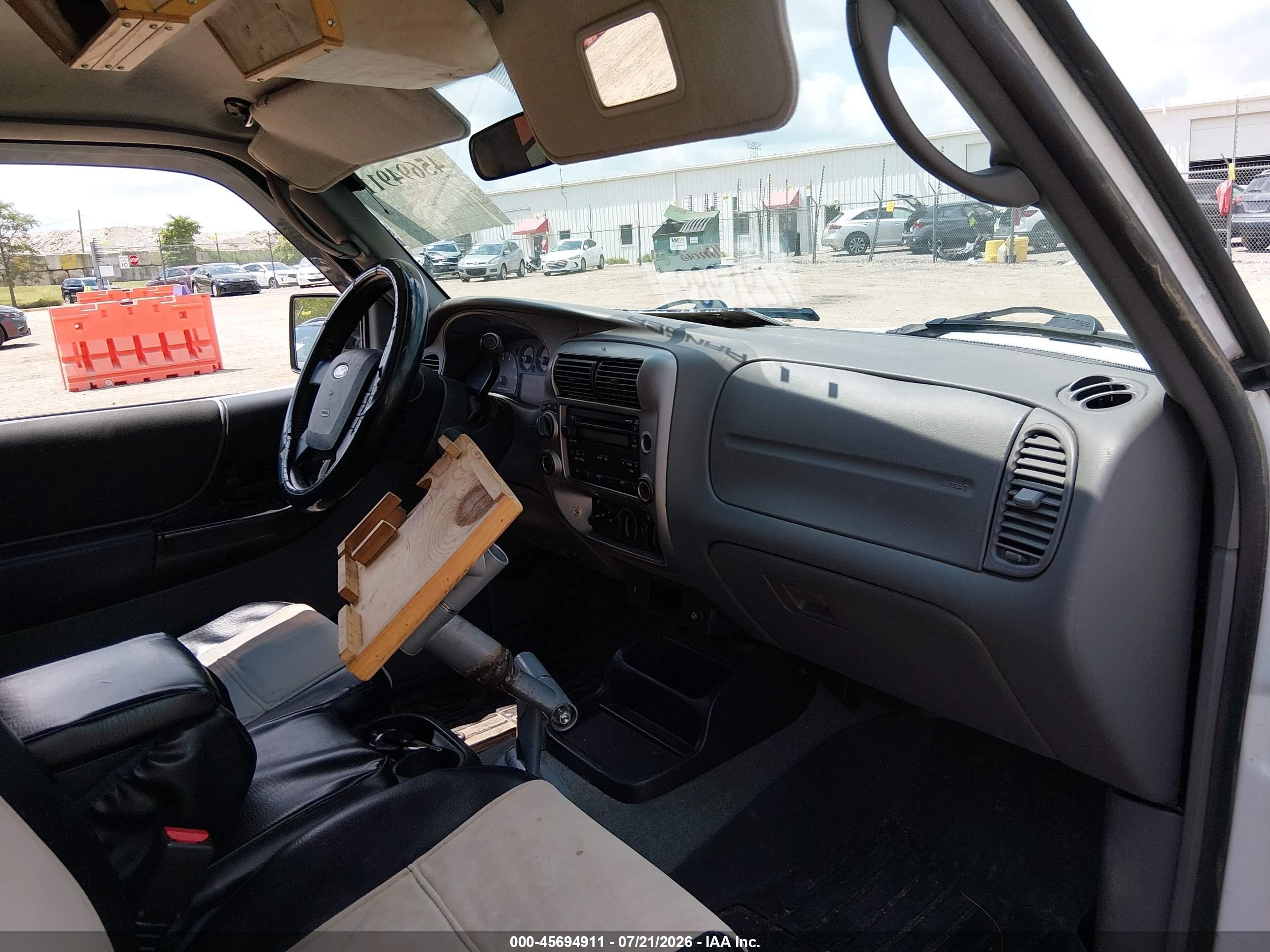 2011 Ford Ranger Xlt White vin: 1FTLR4FE4BPA40346