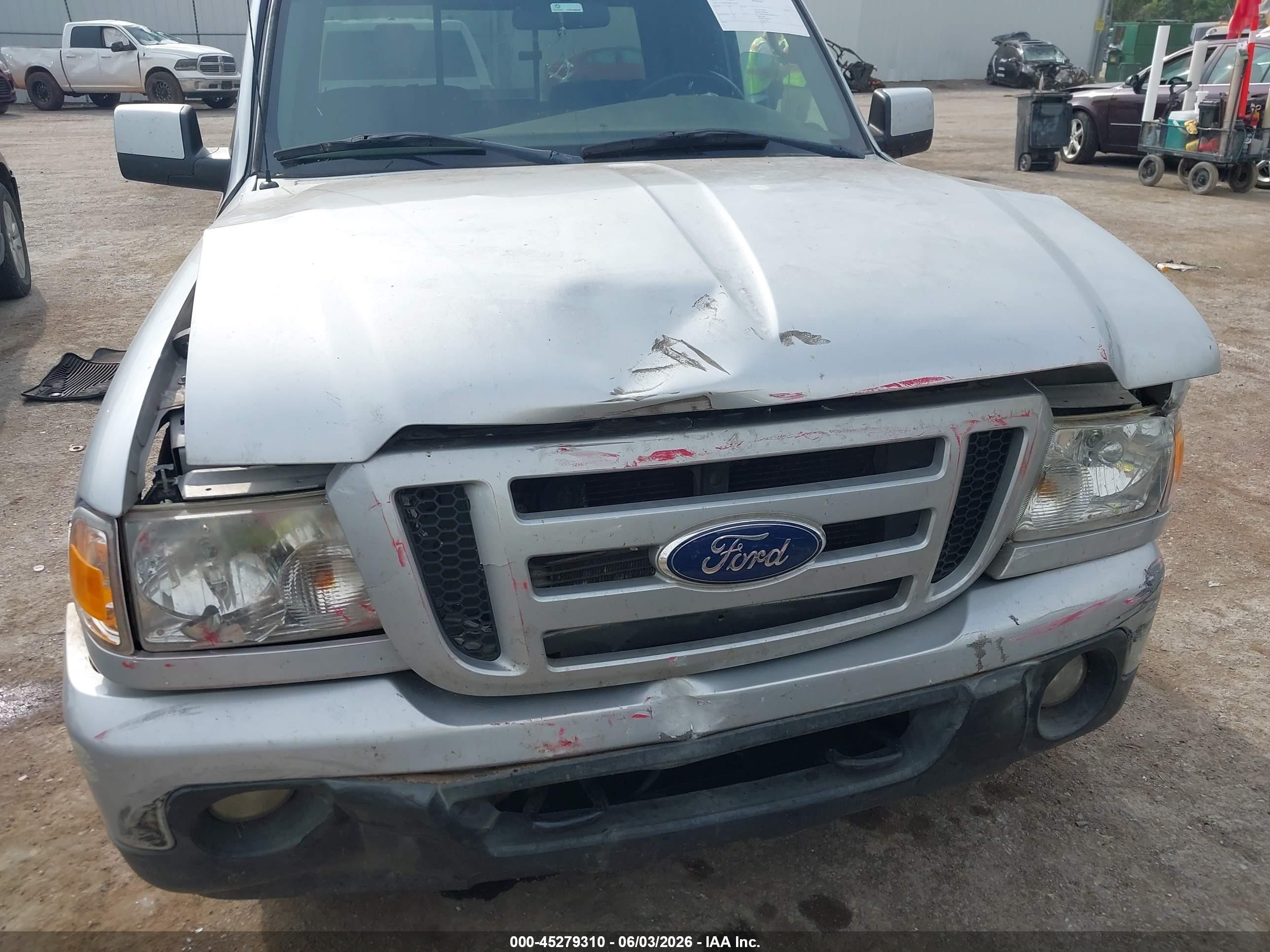 2011 Ford Ranger Sport Silver vin: 1FTLR4FE4BPA46602