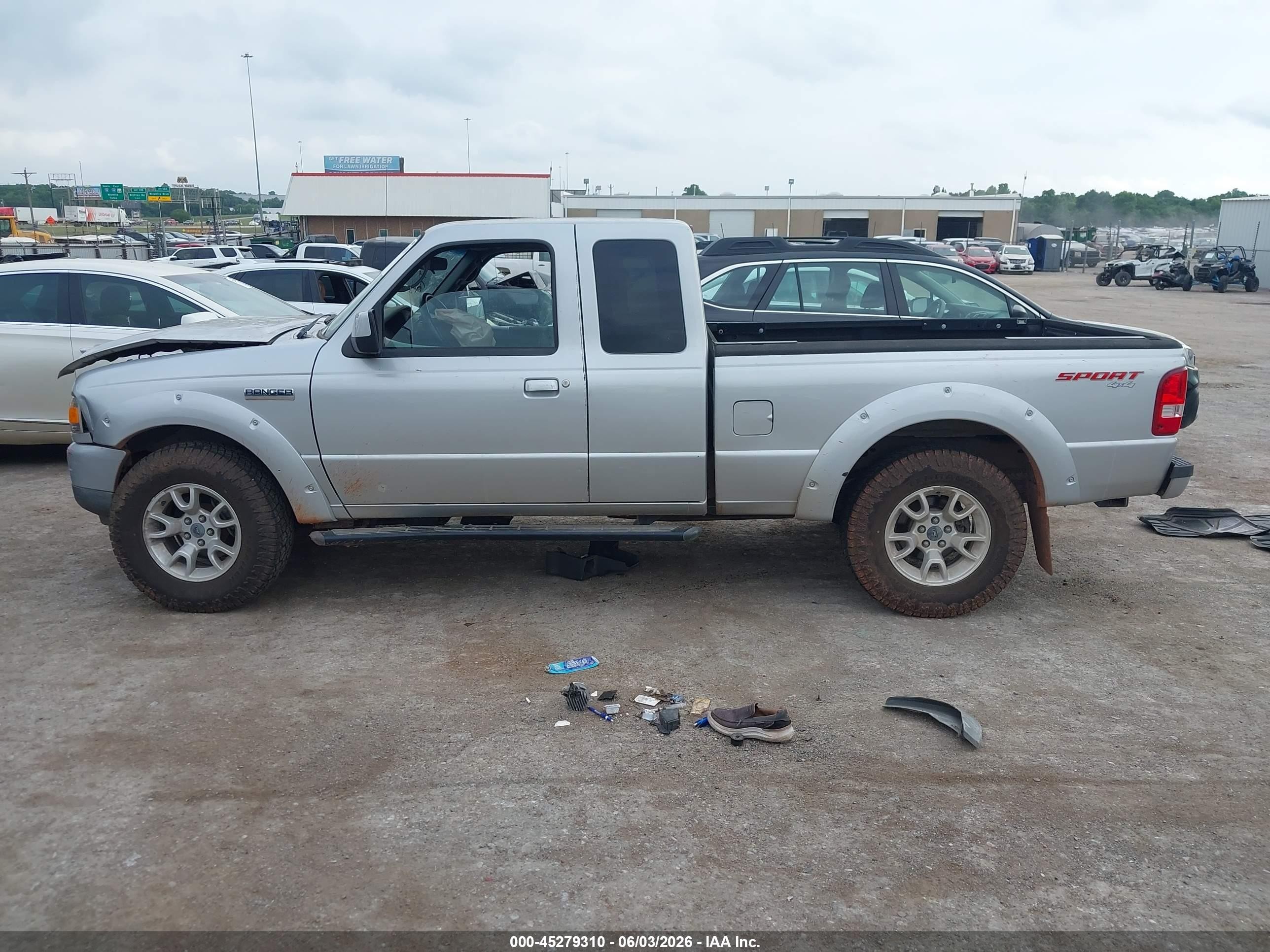 2011 Ford Ranger Sport Silver vin: 1FTLR4FE4BPA46602