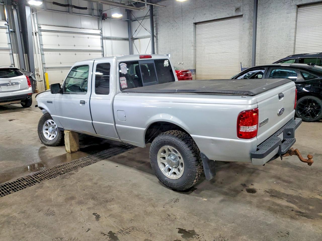 2011 Ford Ranger Super Cab White vin: 1FTLR4FE4BPA84167