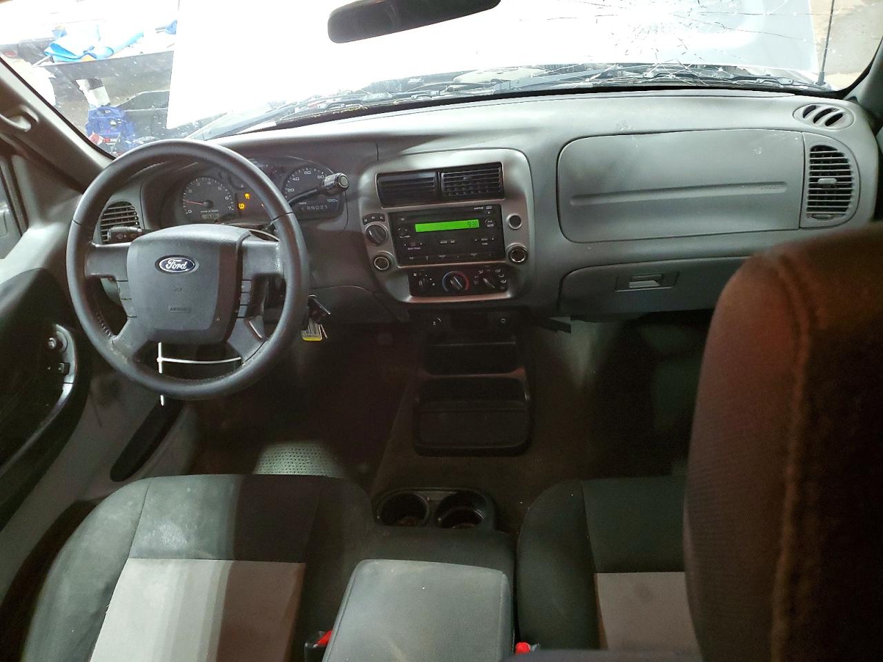 2011 Ford Ranger Super Cab White vin: 1FTLR4FE4BPA84167