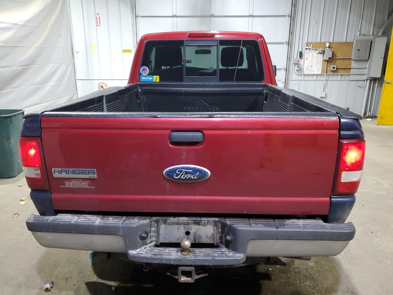 2010 Ford Ranger Super Cab Red vin: 1FTLR4FE5APA00890
