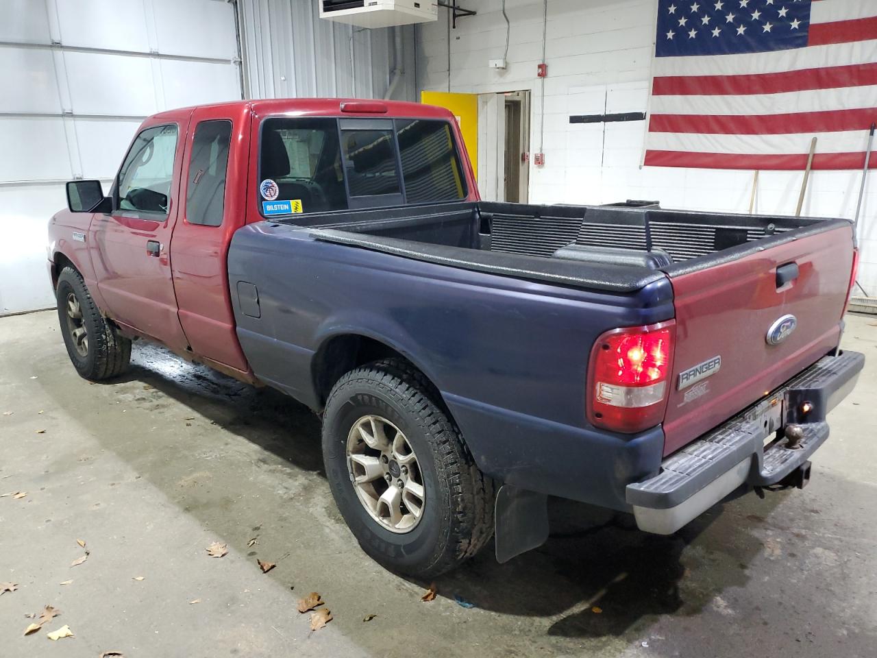 2010 Ford Ranger Super Cab Red vin: 1FTLR4FE5APA00890