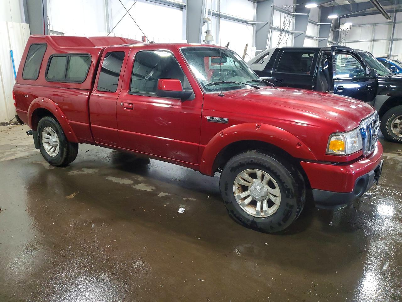 2010 Ford Ranger Super Cab Red vin: 1FTLR4FE5APA46882