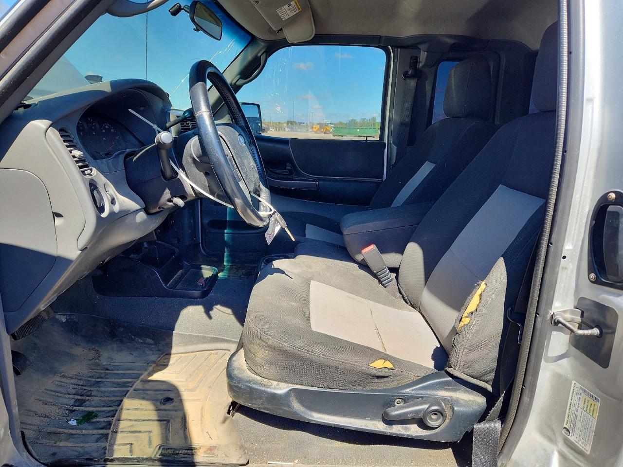 2010 Ford Ranger Super Cab Silver vin: 1FTLR4FE5APA78649