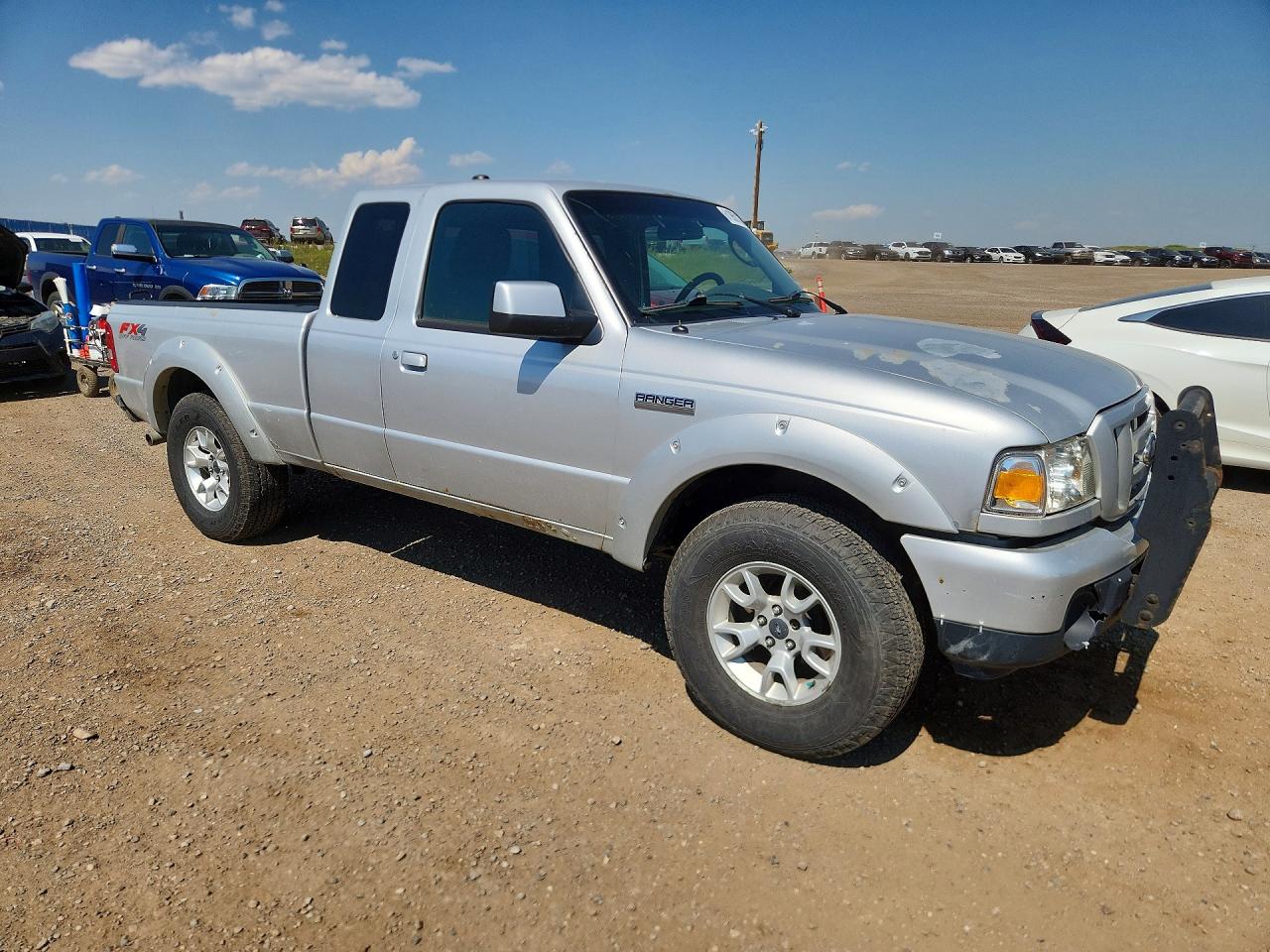 2011 Ford Ranger Super Cab Серебряный vin: 1FTLR4FE5BPA40551