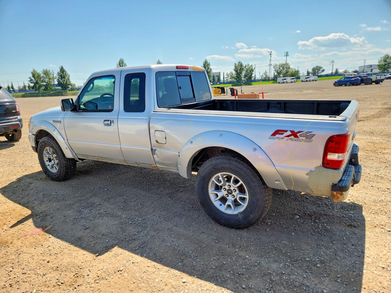 2011 Ford Ranger Super Cab Серебряный vin: 1FTLR4FE5BPA40551