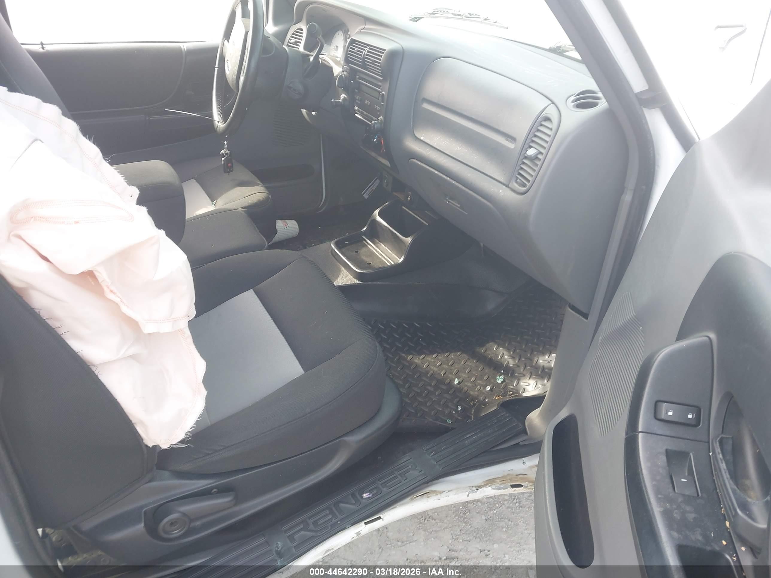 2011 Ford Ranger Sport White vin: 1FTLR4FE5BPA79074