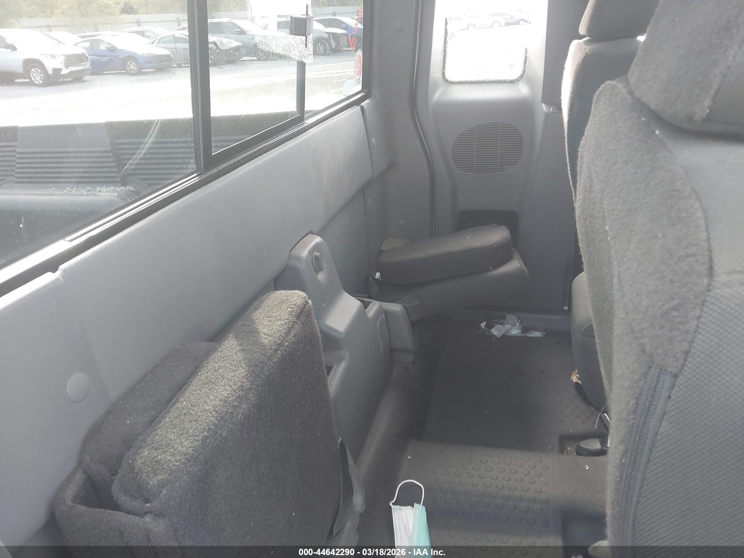 2011 Ford Ranger Sport White vin: 1FTLR4FE5BPA79074