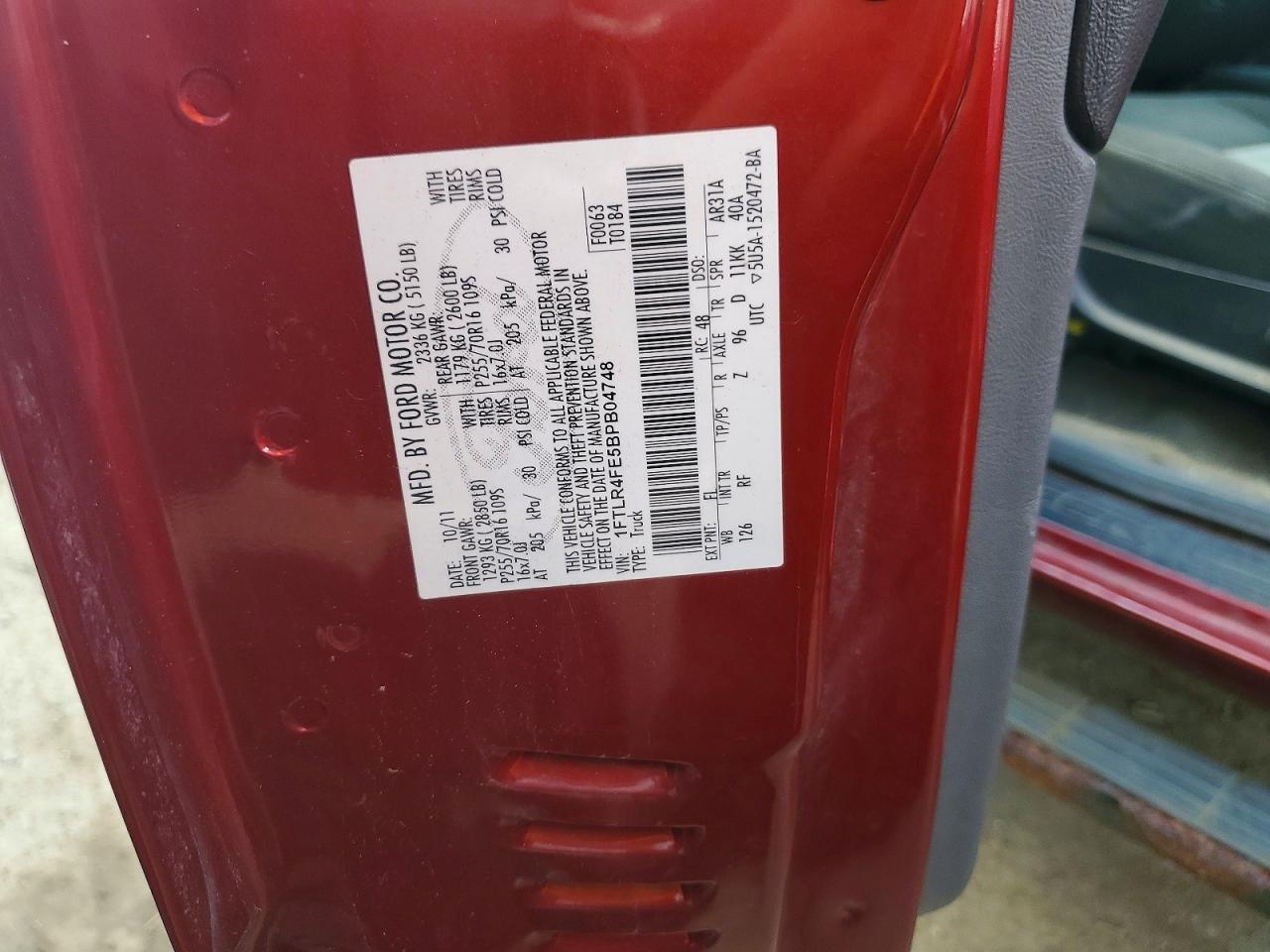 2011 Ford Ranger Super Cab Red vin: 1FTLR4FE5BPB04748