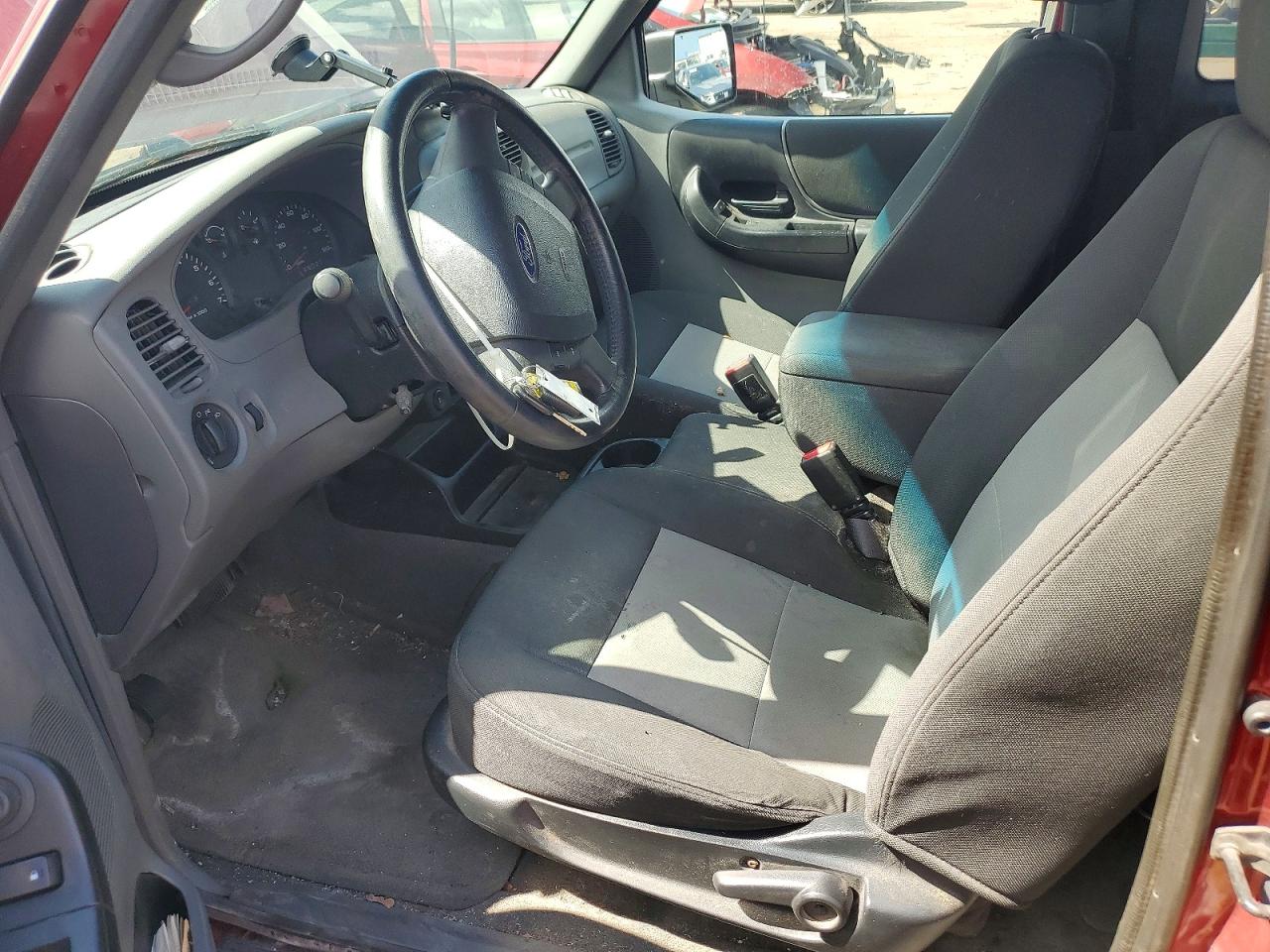2011 Ford Ranger Super Cab Red vin: 1FTLR4FE5BPB04748