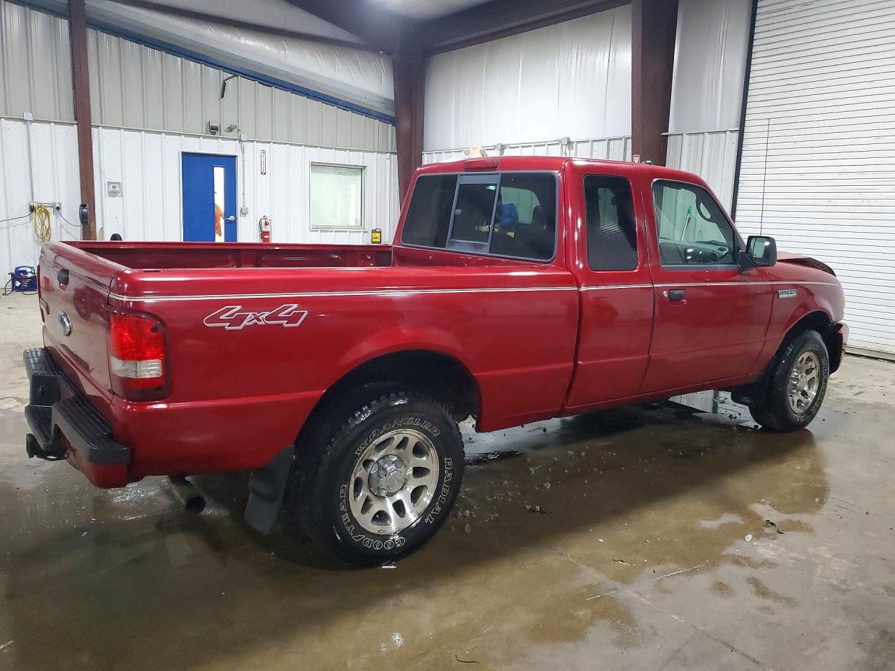 2010 Ford Ranger Super Cab Красный vin: 1FTLR4FE6APA03135