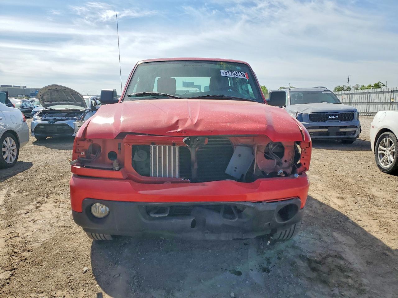 2010 Ford Ranger Super Cab Red vin: 1FTLR4FE6APA09744