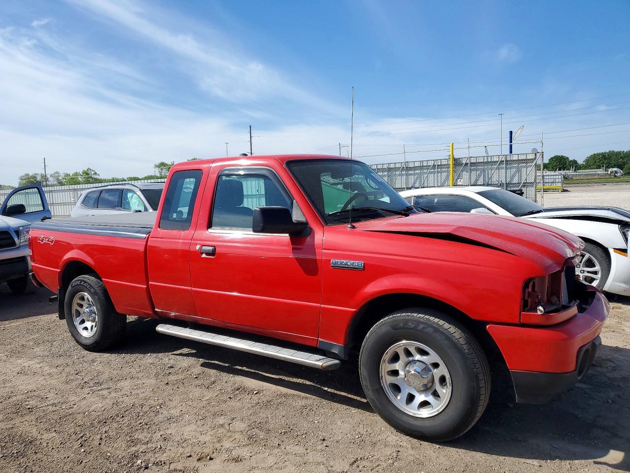 2010 Ford Ranger Super Cab Red vin: 1FTLR4FE6APA09744