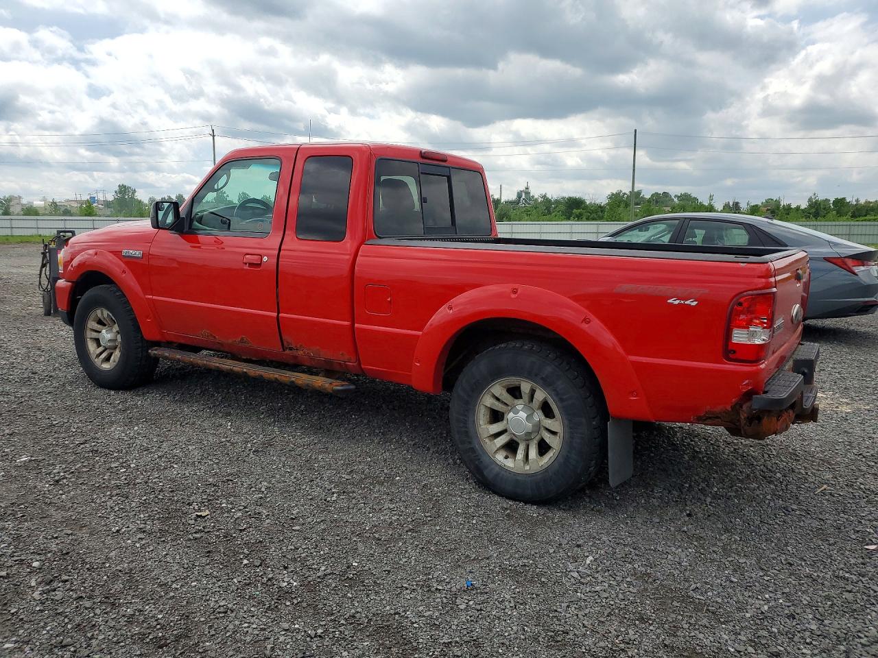 2010 Ford Ranger Super Cab Red vin: 1FTLR4FE6APA72942