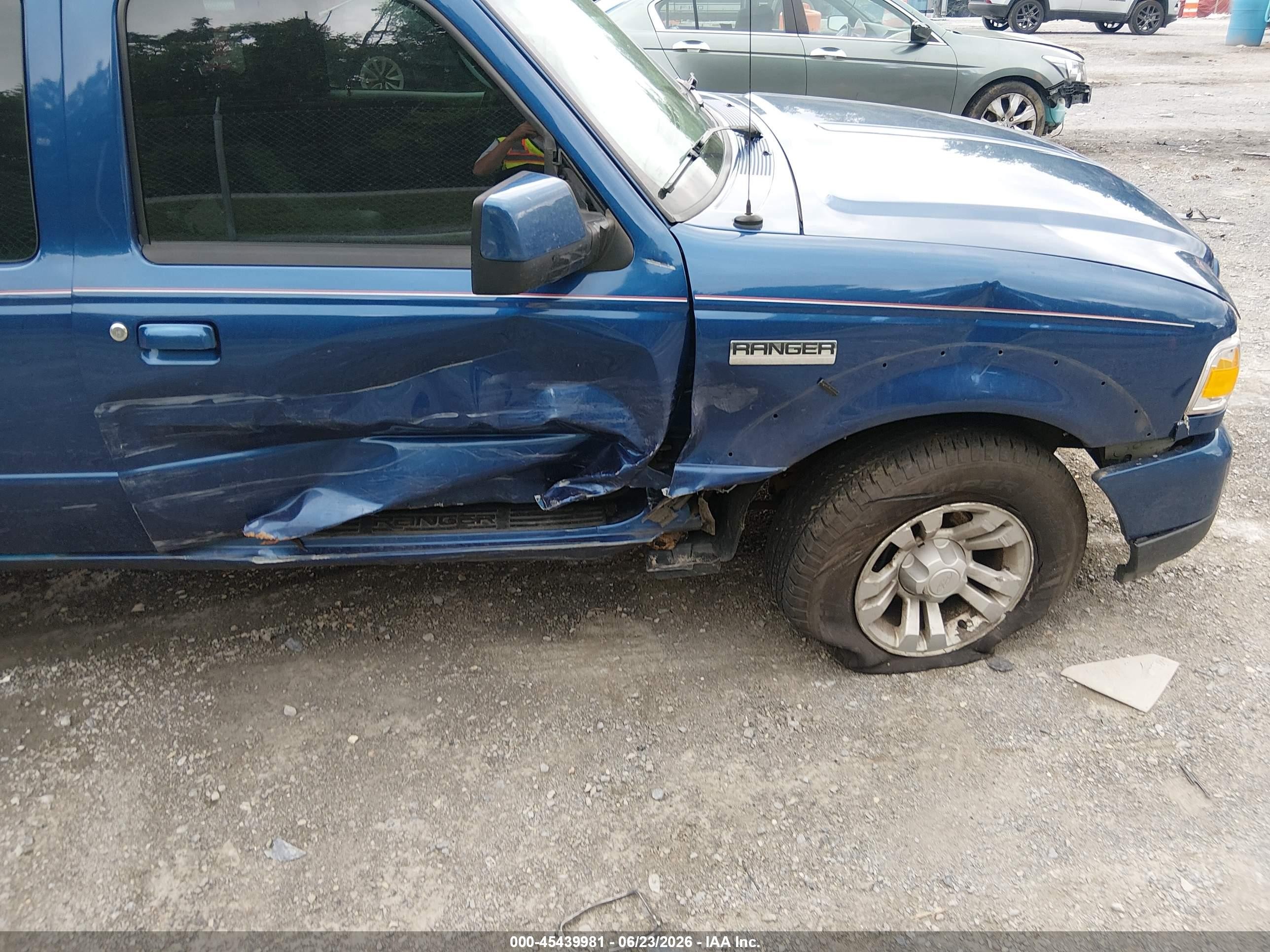 2011 Ford Ranger Sport Blue vin: 1FTLR4FE6BPA37853