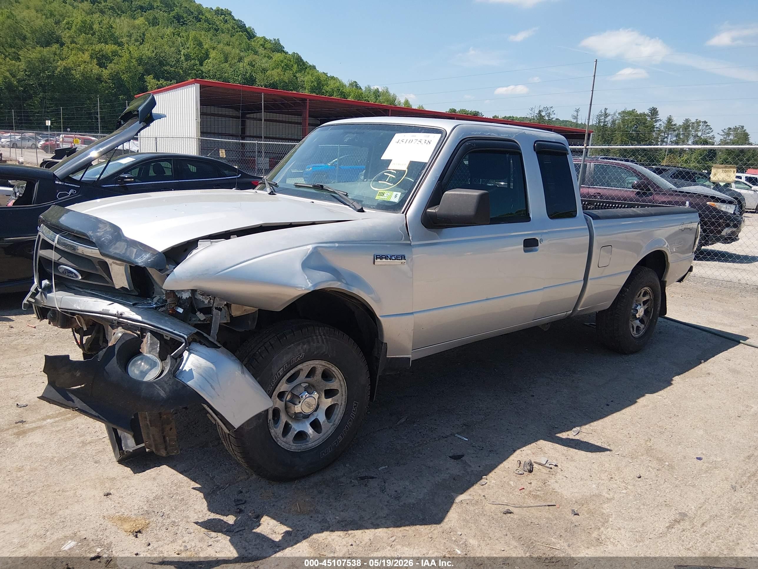 2011 Ford Ranger Xlt Silver vin: 1FTLR4FE6BPA73882