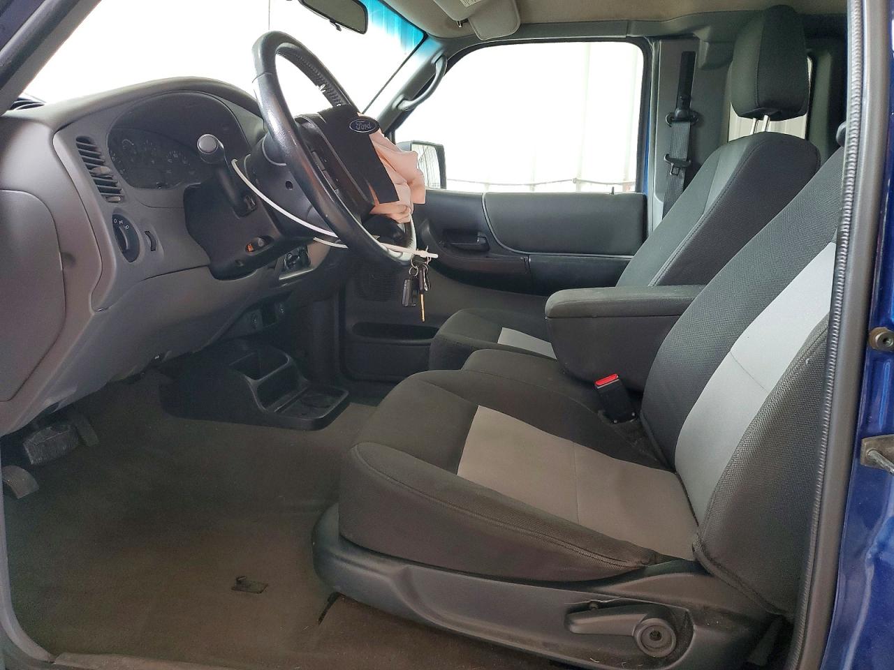 2010 Ford Ranger Super Cab Blue vin: 1FTLR4FE7APA01538
