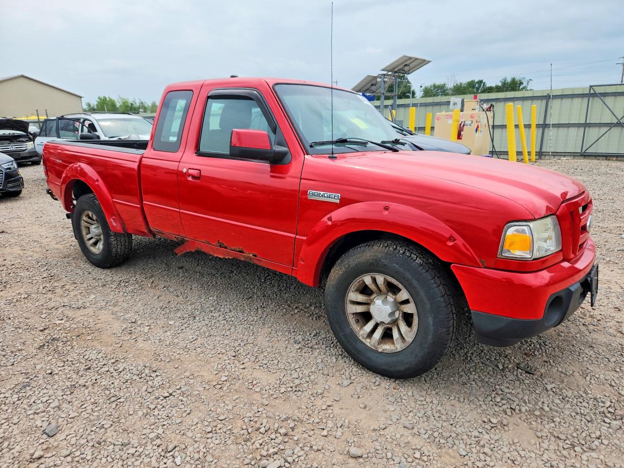 2010 Ford Ranger Super Cab Red vin: 1FTLR4FE7APA03998