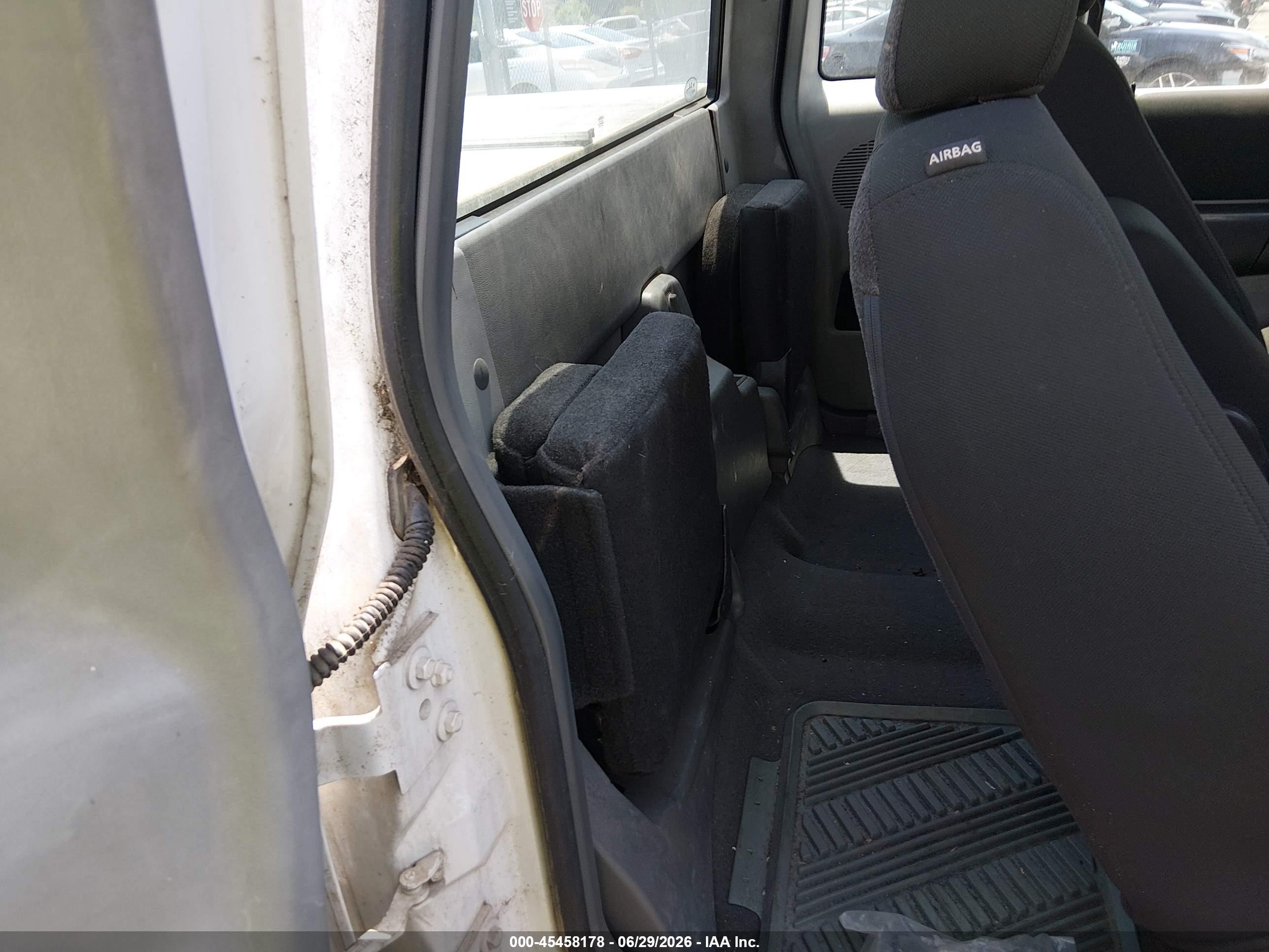 2010 Ford Ranger Sport/xlt White vin: 1FTLR4FE7APA44115