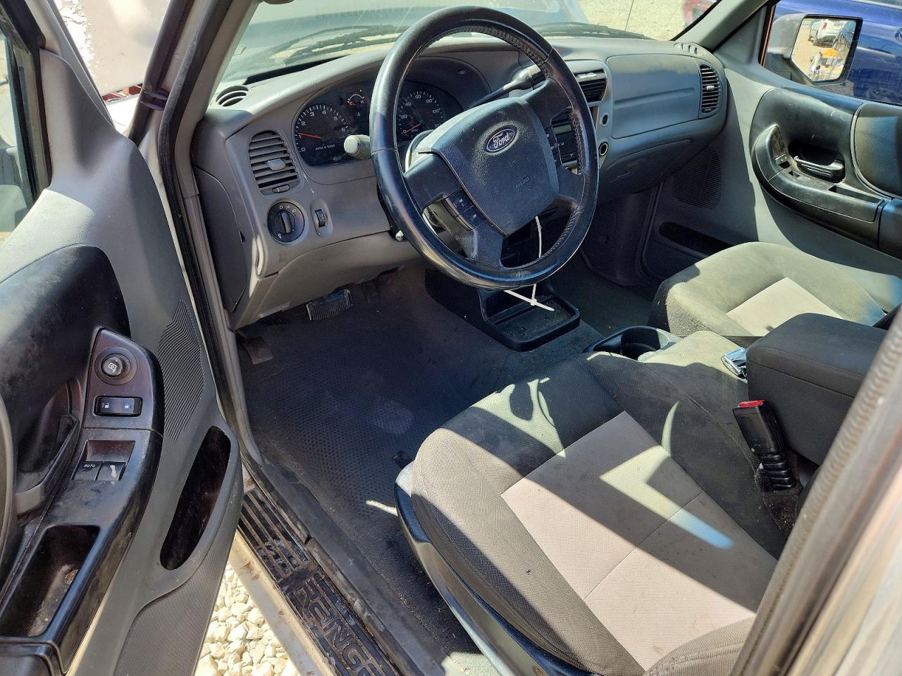 2010 Ford Ranger Super Cab Серебряный vin: 1FTLR4FE7APA62274