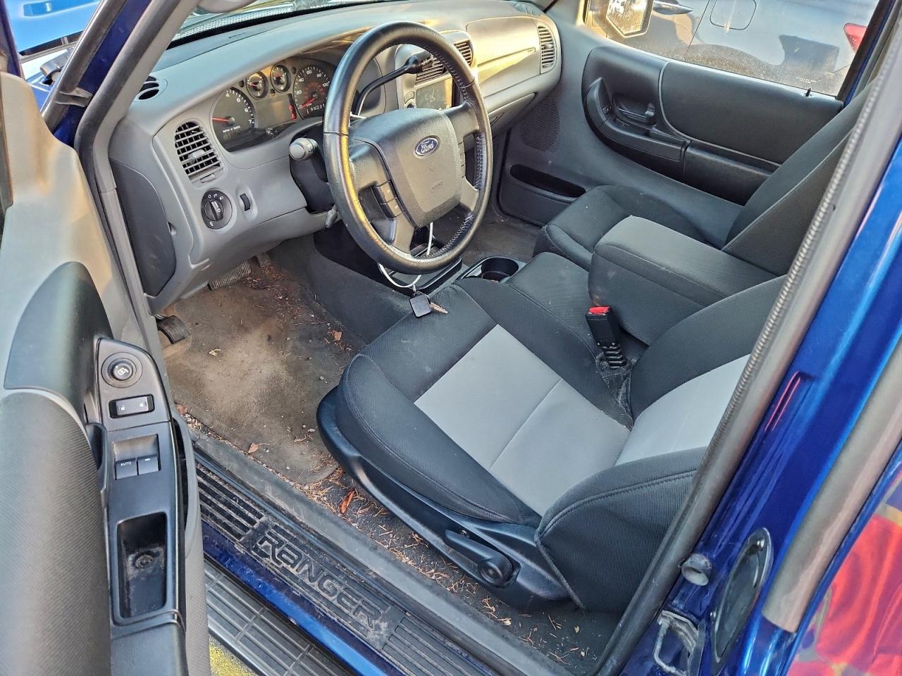 2010 Ford Ranger Super Cab Blue vin: 1FTLR4FE7APA71671