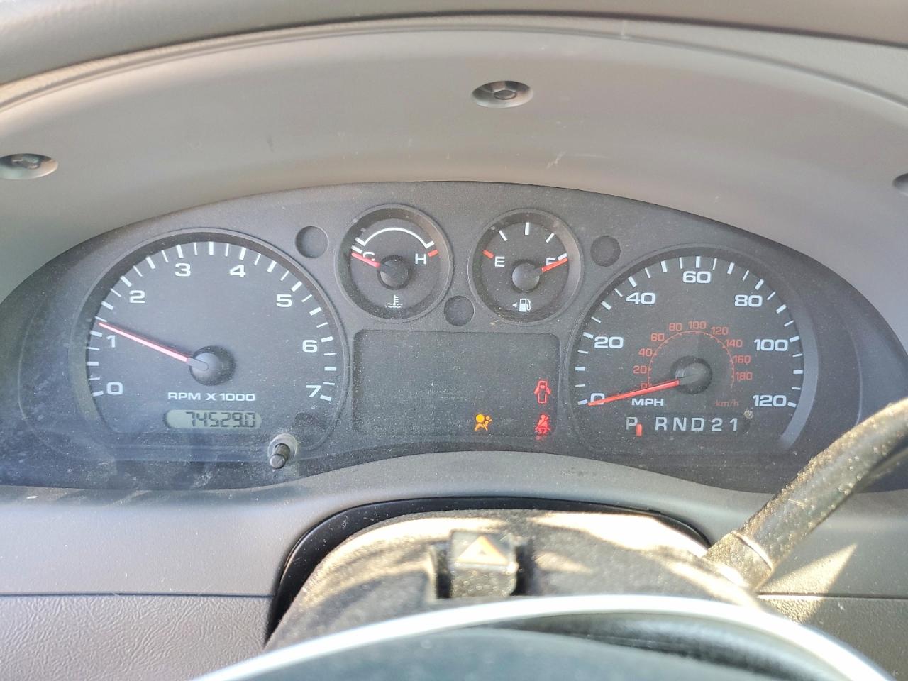 2011 Ford Ranger Super Cab Бордовый vin: 1FTLR4FE7BPA54709