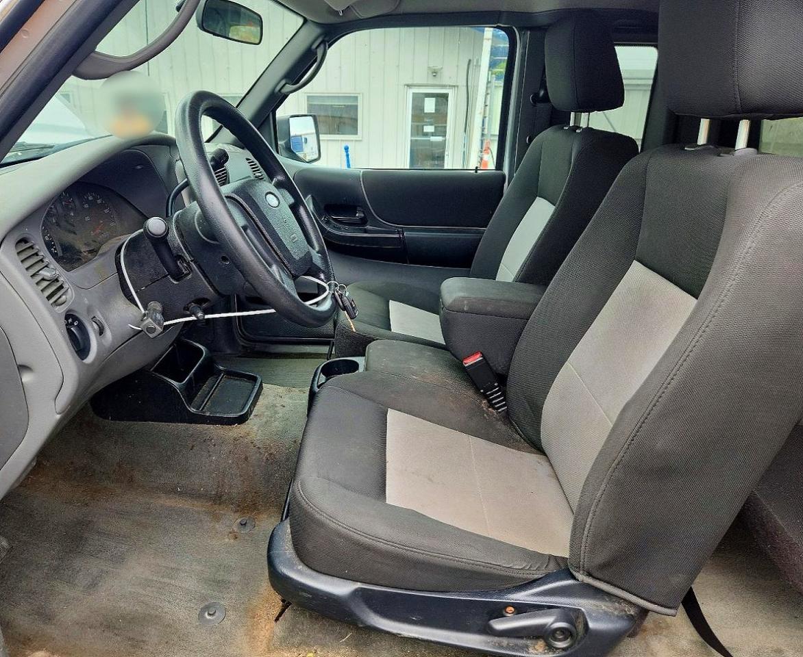 2011 Ford Ranger Super Cab Серебряный vin: 1FTLR4FE7BPA56296