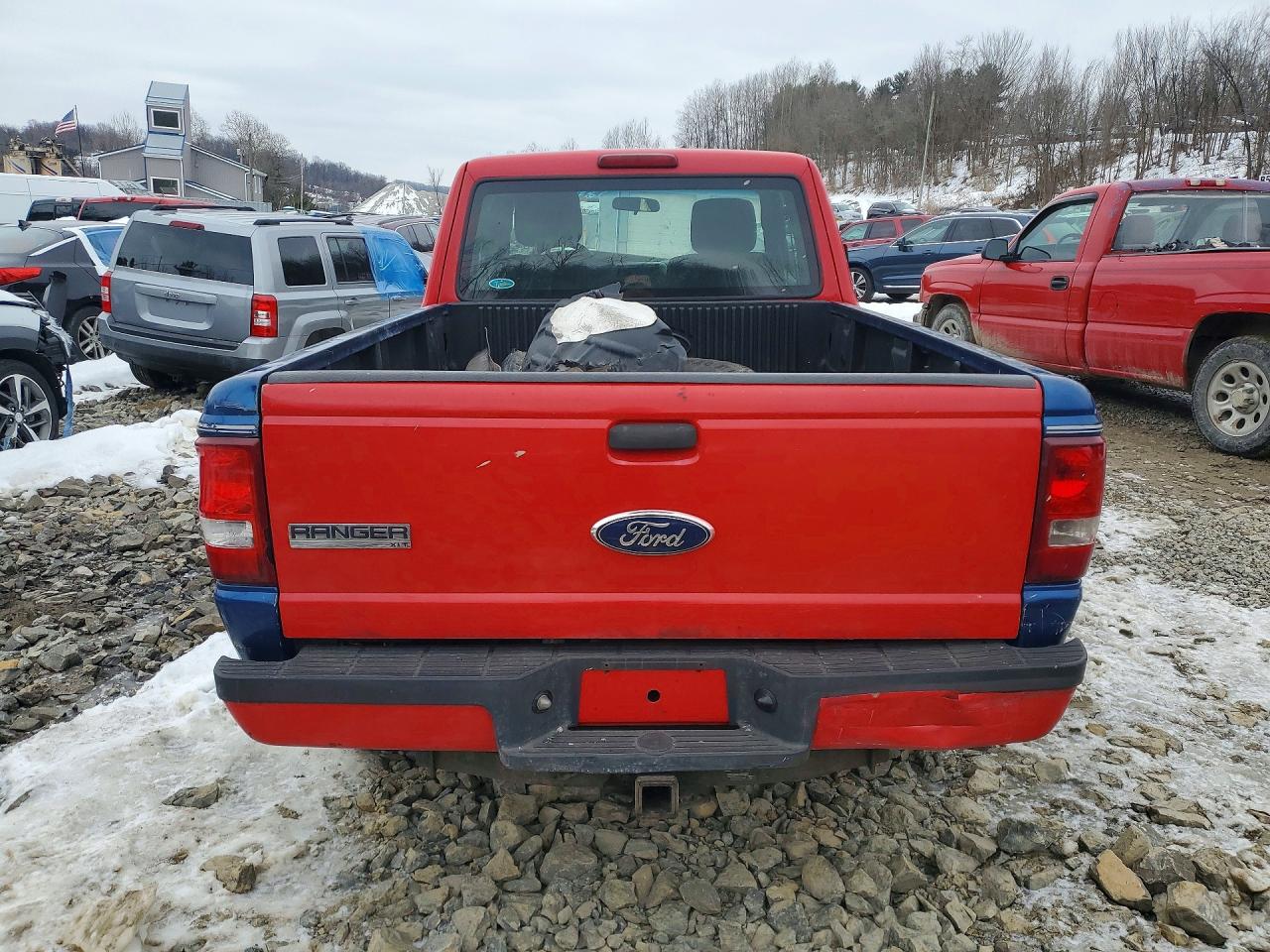 2011 Ford Ranger Super Cab Красный vin: 1FTLR4FE7BPA71039