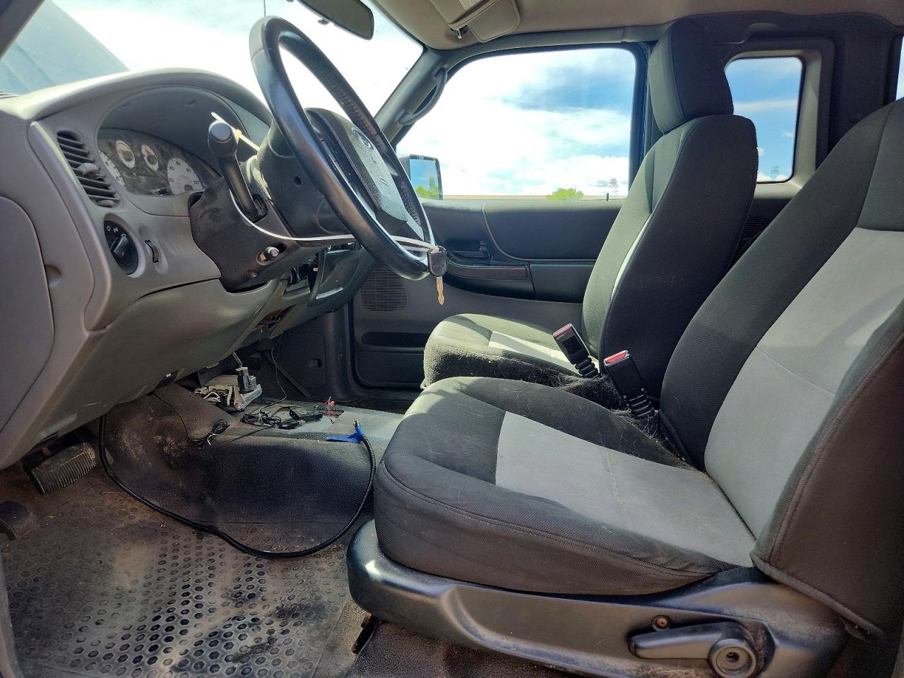 2011 Ford Ranger Super Cab Blue vin: 1FTLR4FE7BPB09725