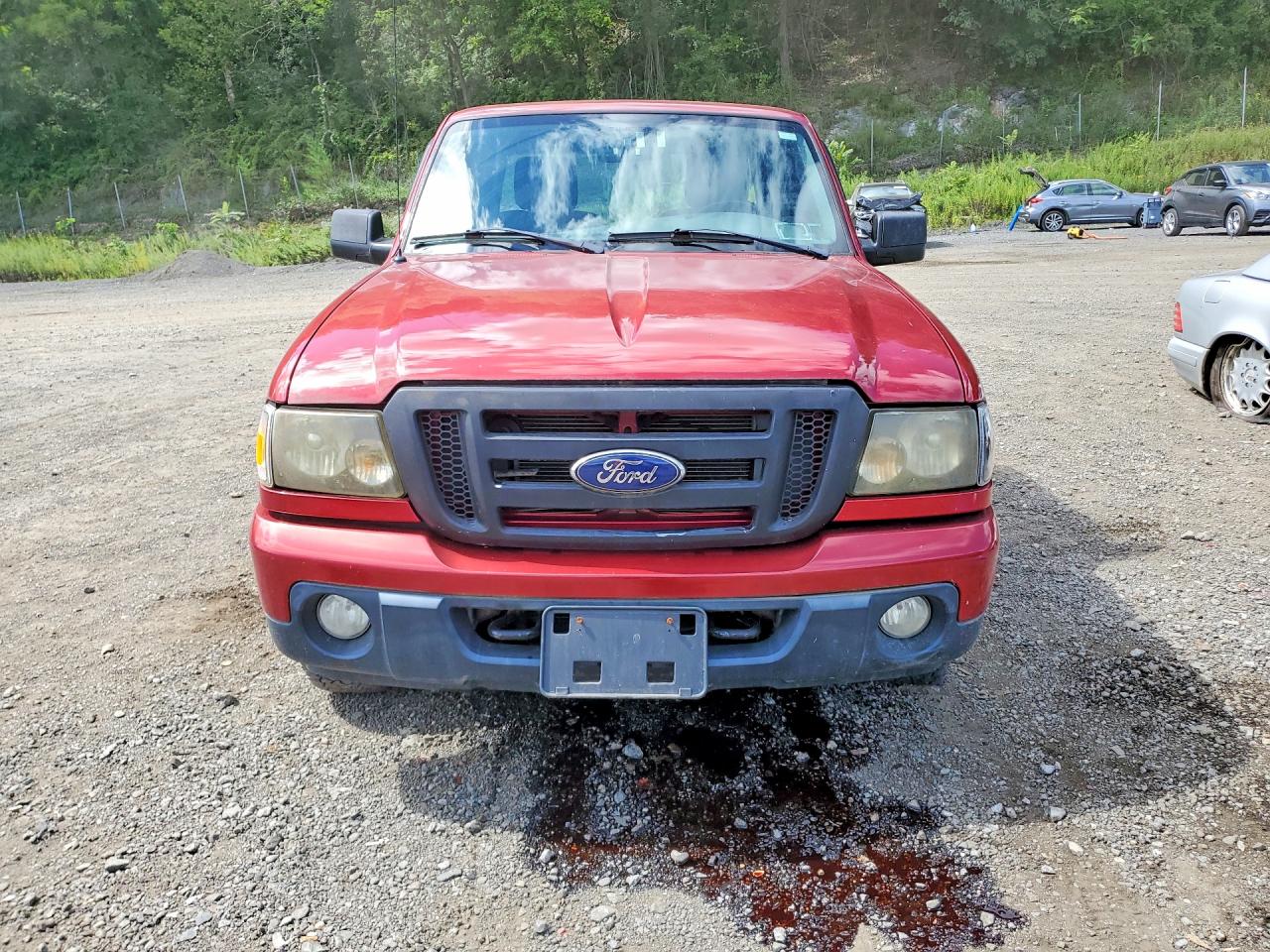2010 Ford Ranger Xl Supercab 4 Red vin: 1FTLR4FE8APA05422