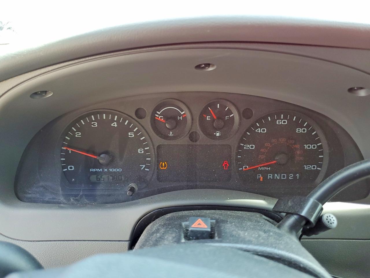 2010 Ford Ranger Xl Supercab 4 Red vin: 1FTLR4FE8APA05422