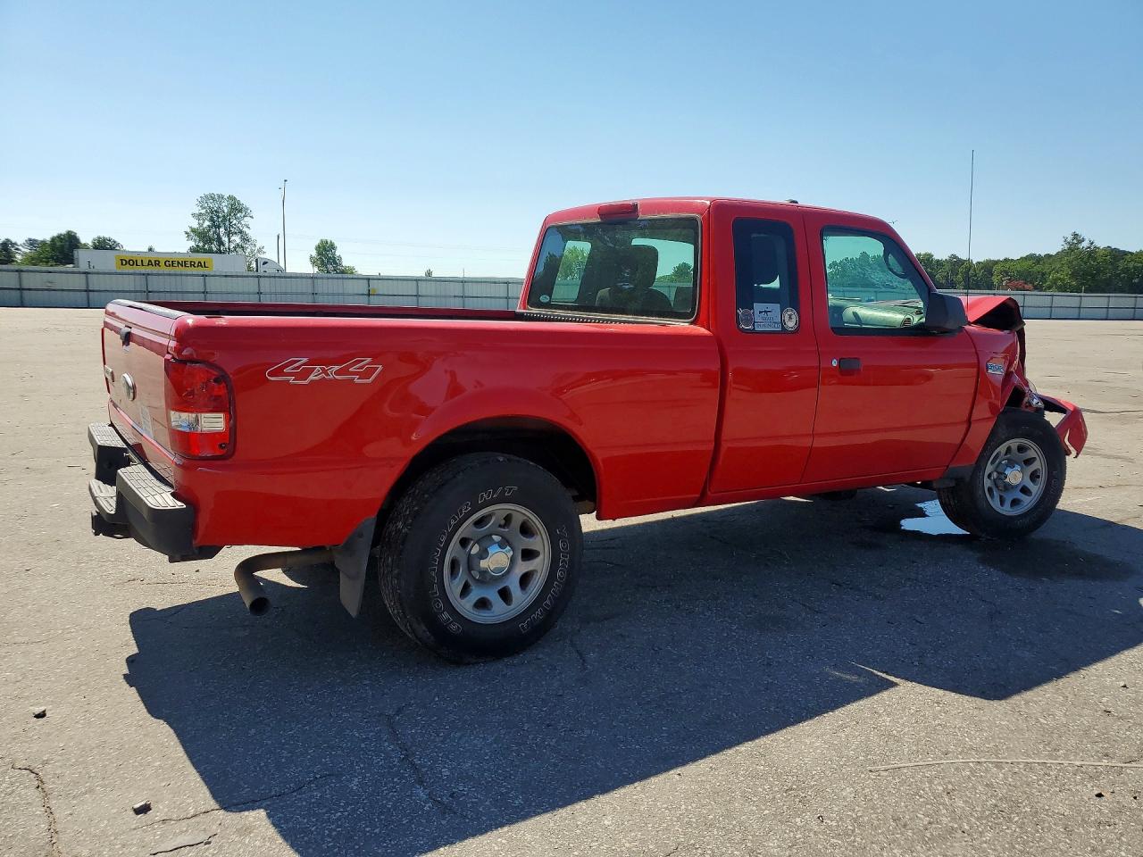 2011 Ford Ranger Super Cab Red vin: 1FTLR4FE8BPA10220