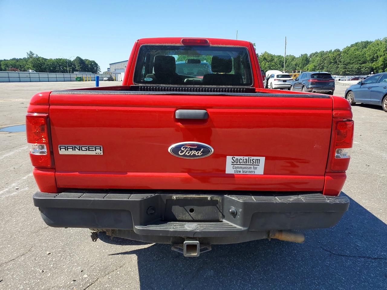 2011 Ford Ranger Super Cab Red vin: 1FTLR4FE8BPA10220