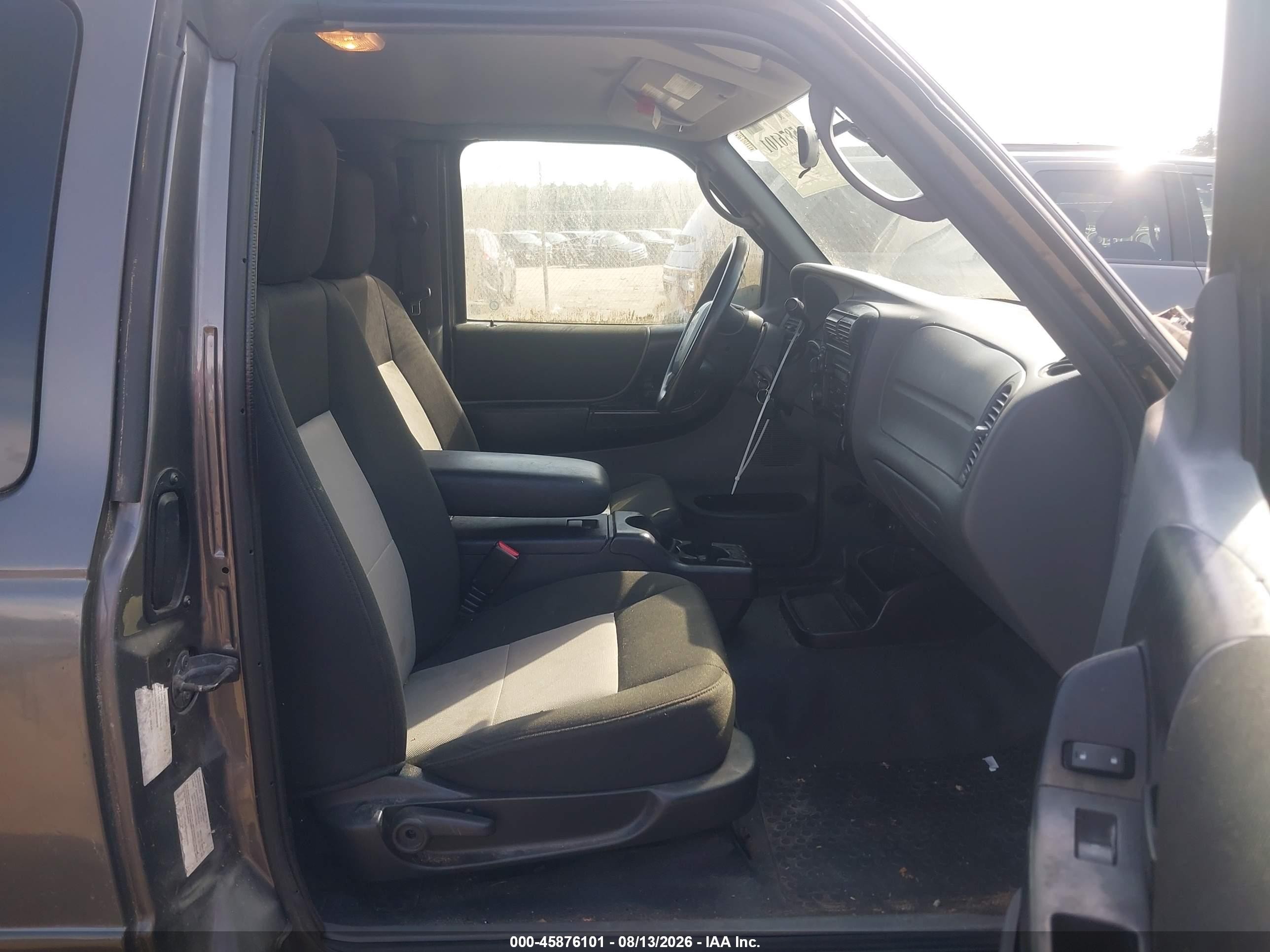 2011 Ford Ranger Sport Gray vin: 1FTLR4FE8BPA15000