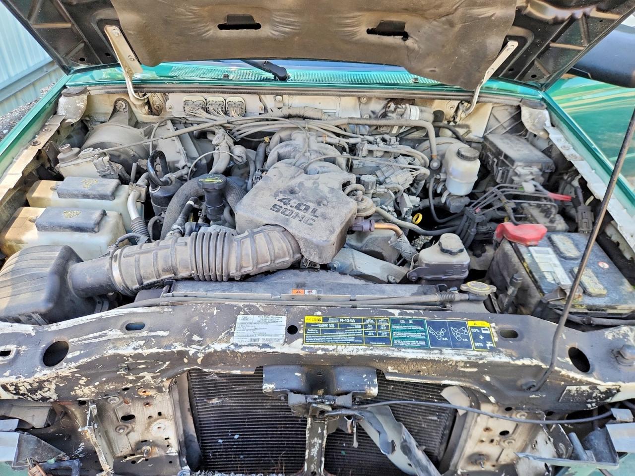 2011 Ford Ranger Super Cab Green vin: 1FTLR4FE8BPA90649