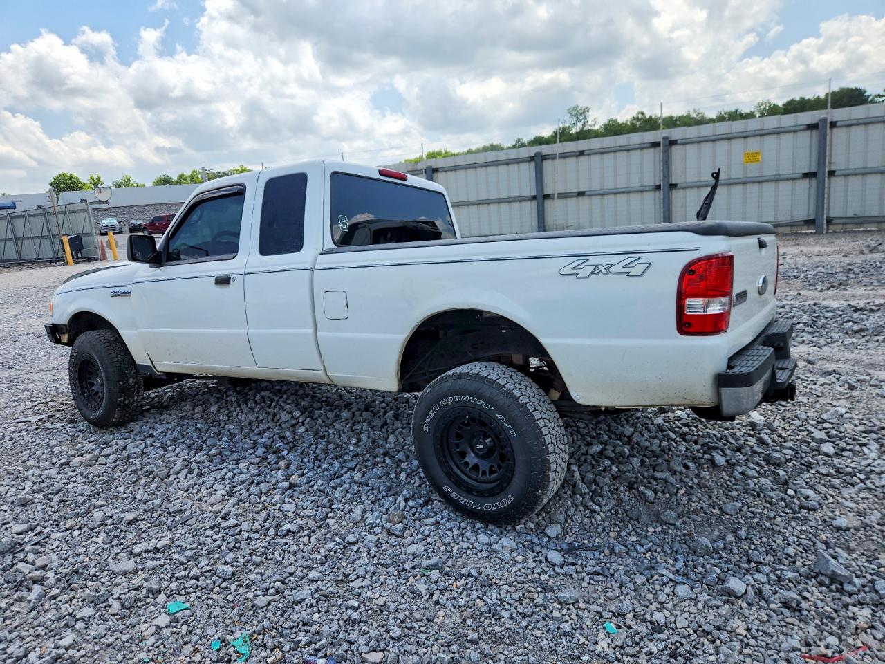 2010 Ford Ranger Super Cab Белый vin: 1FTLR4FE9APA04246