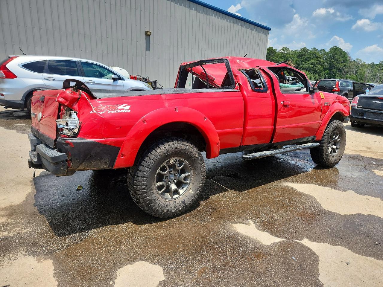 2010 Ford Ranger Super Cab Red vin: 1FTLR4FE9APA33889