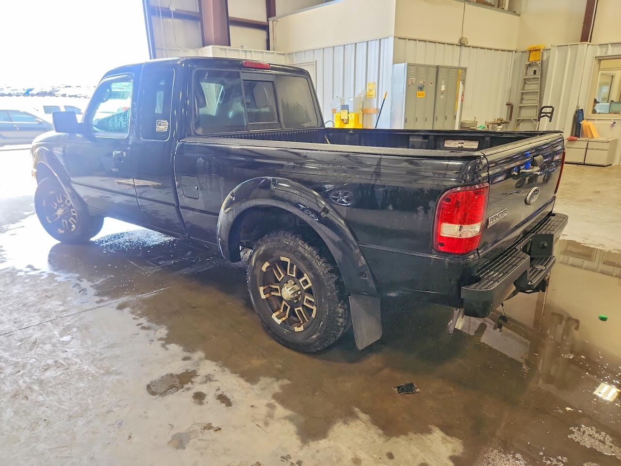 2011 Ford Ranger Super Cab Черный vin: 1FTLR4FE9BPA05950