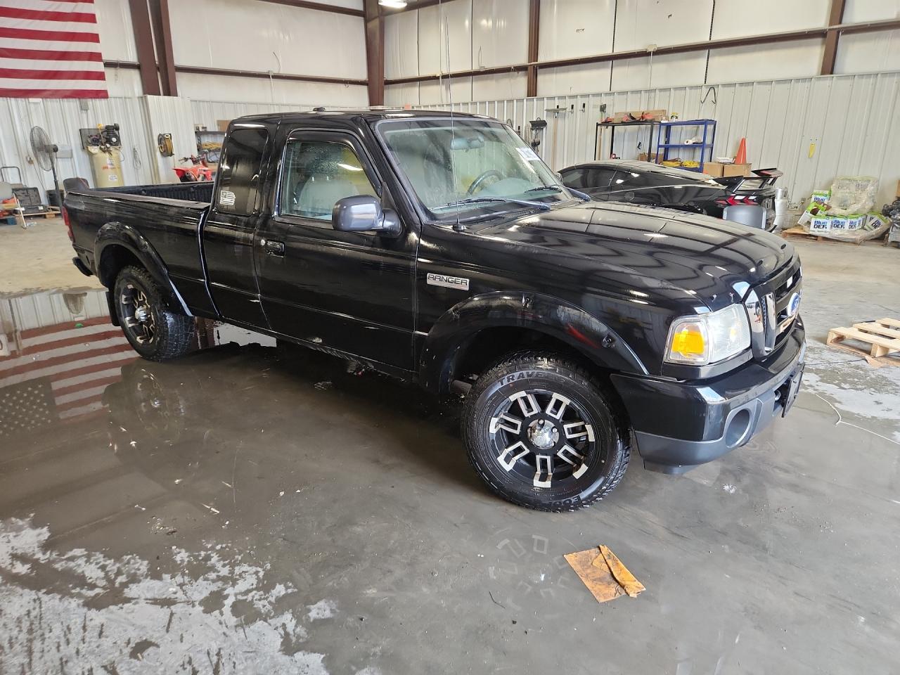 2011 Ford Ranger Super Cab Черный vin: 1FTLR4FE9BPA05950 Damage: Right Rear Wheel, Aftermarket, Acceptable