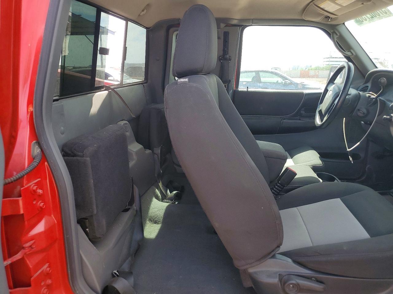 2011 Ford Ranger Красный vin: 1FTLR4FE9BPA06595