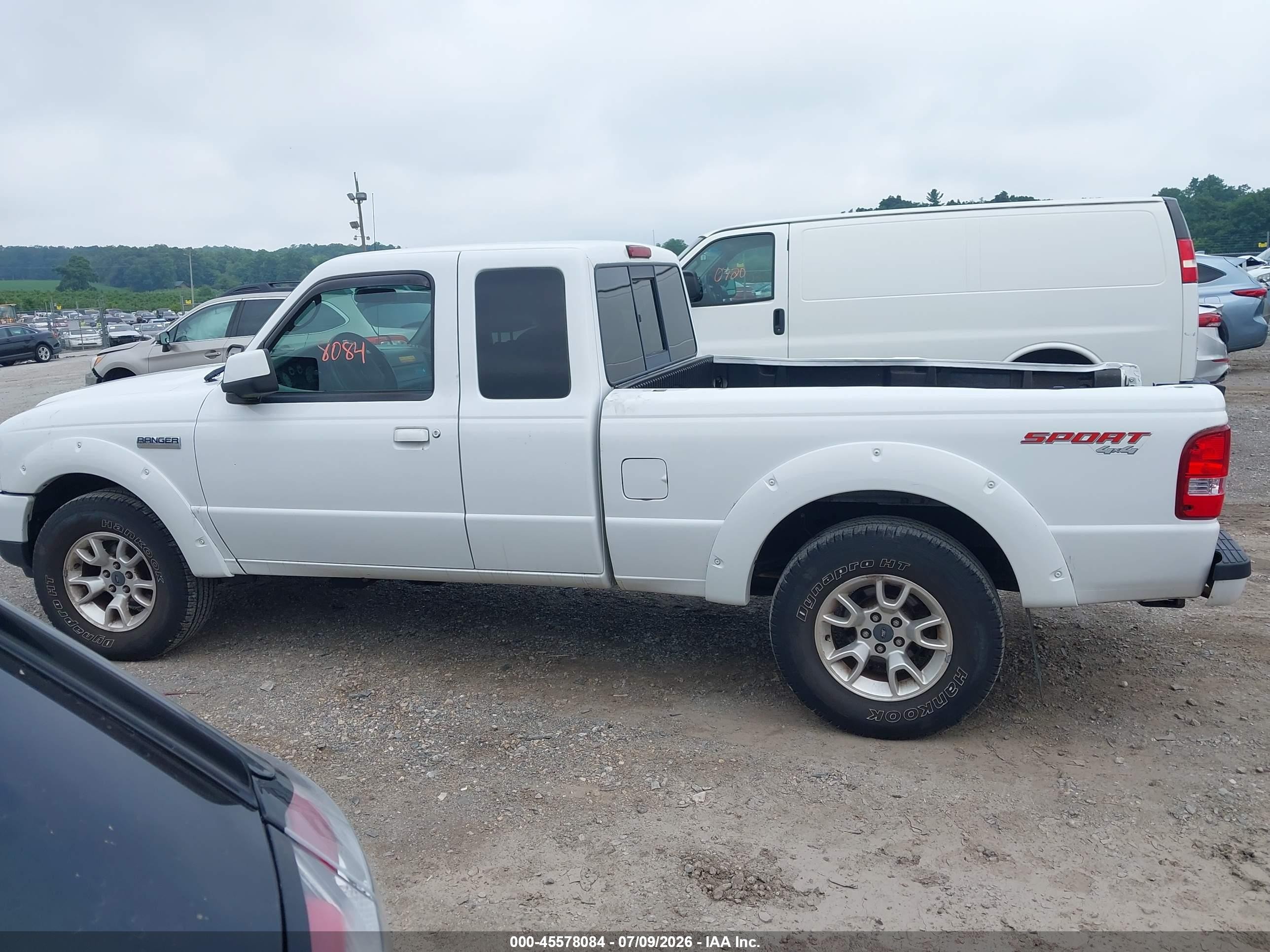 2011 Ford Ranger Sport White vin: 1FTLR4FE9BPA80888