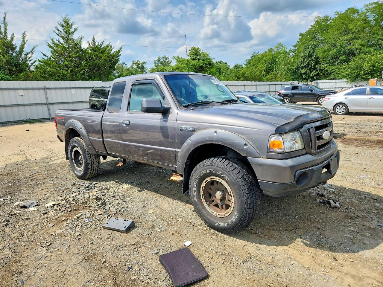 2010 Ford Ranger Super Cab Charcoal vin: 1FTLR4FEXAPA03817