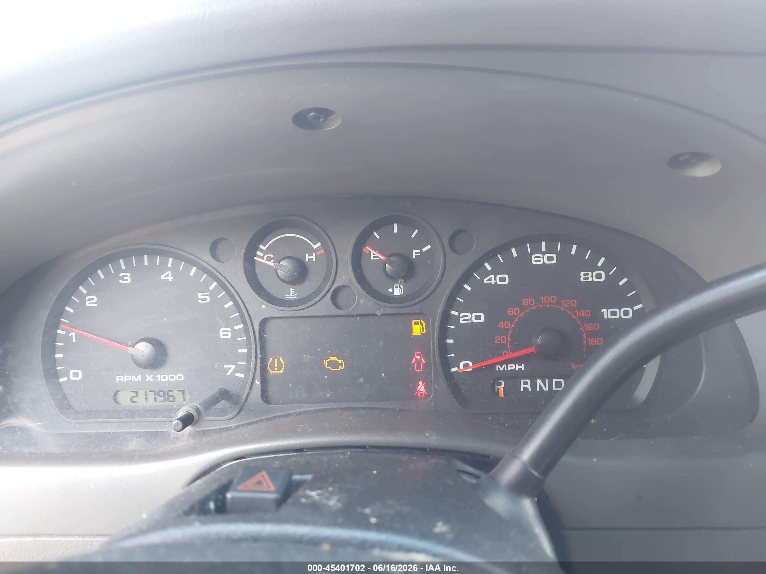 2010 Ford Ranger Sport/xlt Red vin: 1FTLR4FEXAPA19869