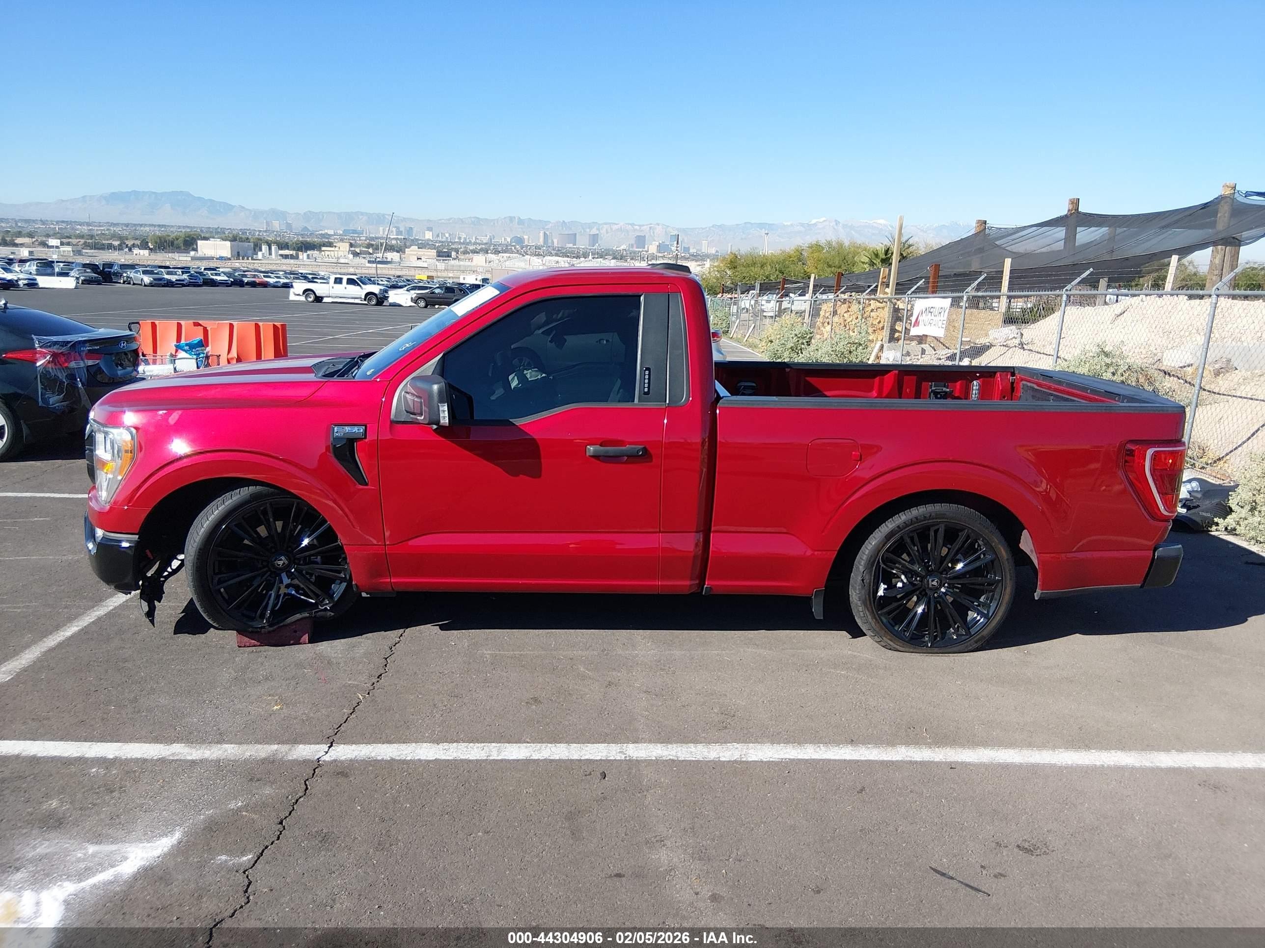 2022 Ford F-150 Xlt Red vin: 1FTMF1C50NKE39112