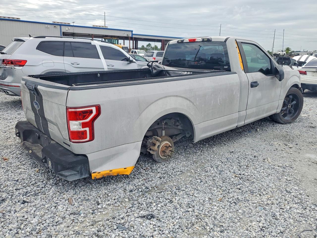 2018 Ford F150 Gray vin: 1FTMF1C57JKF08758