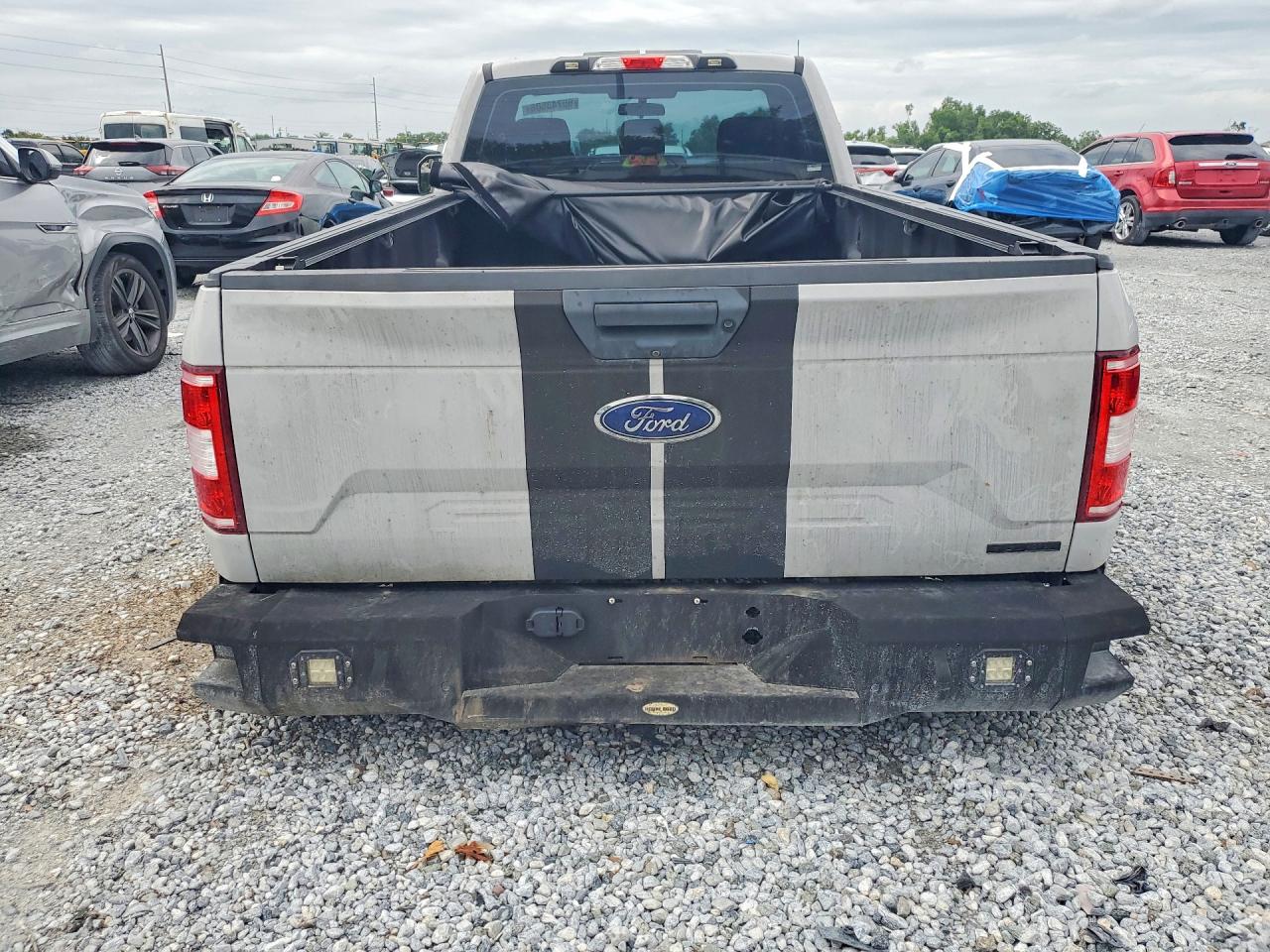 2018 Ford F150 Gray vin: 1FTMF1C57JKF08758